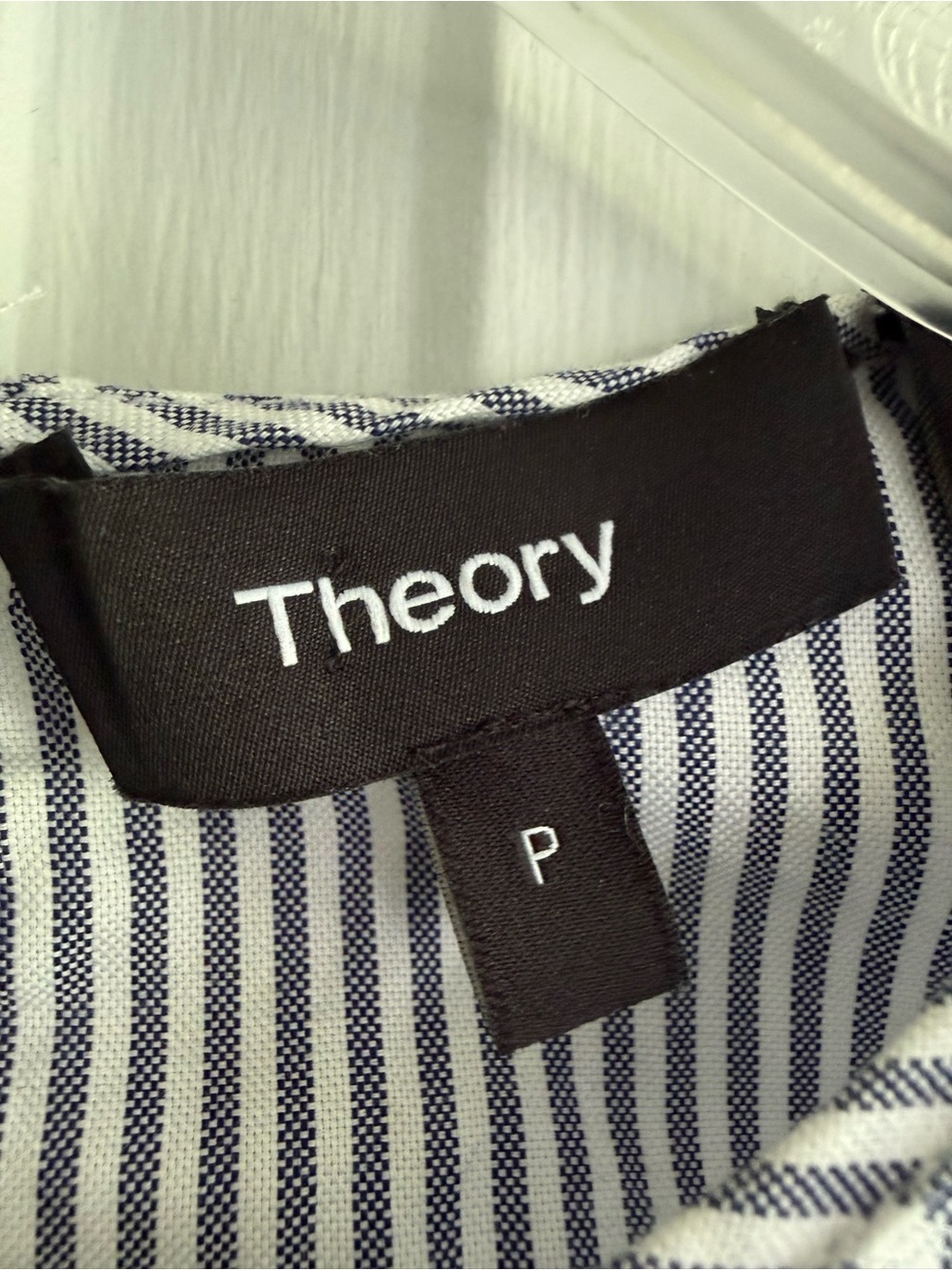 Theory Petite Grey White Pinstripe Bell Sleeve Peplum Blouse P XS Cotton Top - Picture 7 of 7